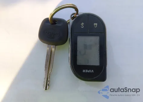 2013 Toyota Tacoma Prerunner V6 z USA, uszkodzony, nr VIN 3TMKU4HN5DM038489